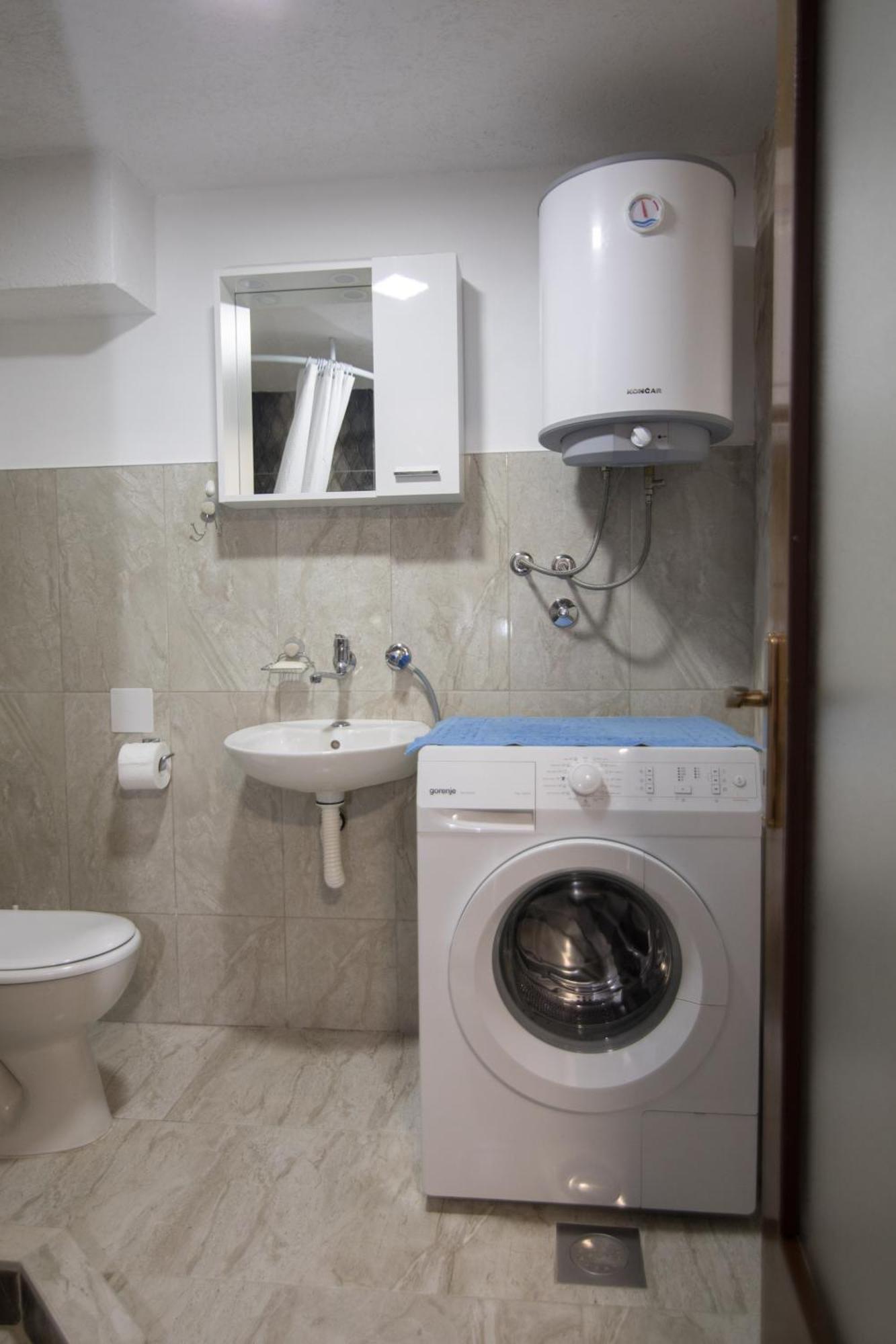 Bozur Apartment