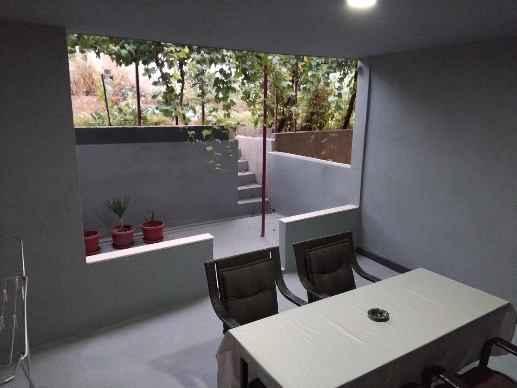 Apartment Bozur